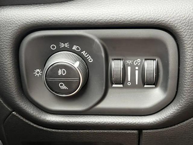 2026 Ram 1500 Big Horn Crew Cab 4x4 57 Box