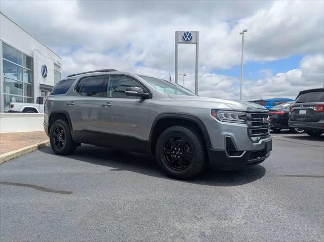 2023 GMC Acadia AWD AT4