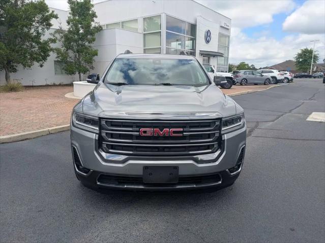 2023 GMC Acadia AWD AT4