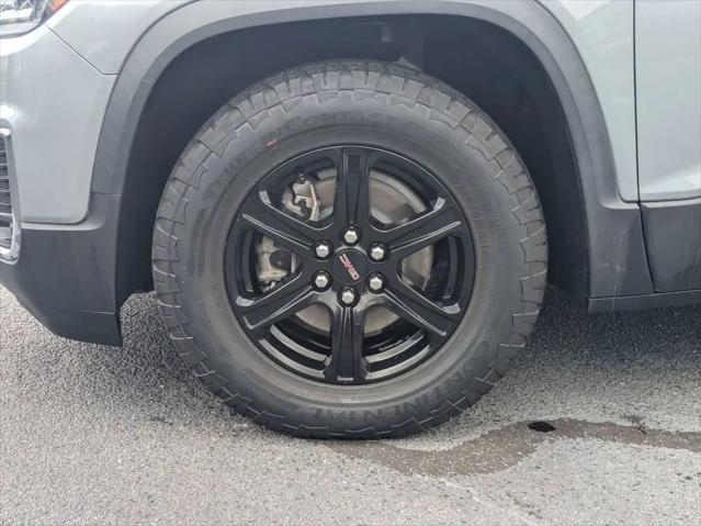 2023 GMC Acadia AWD AT4