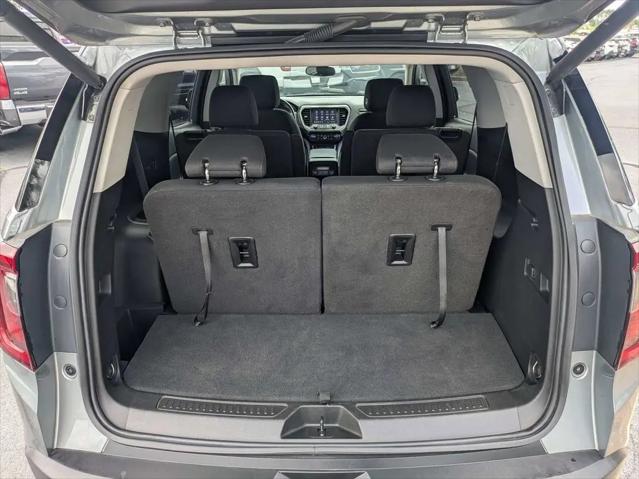 2023 GMC Acadia AWD AT4