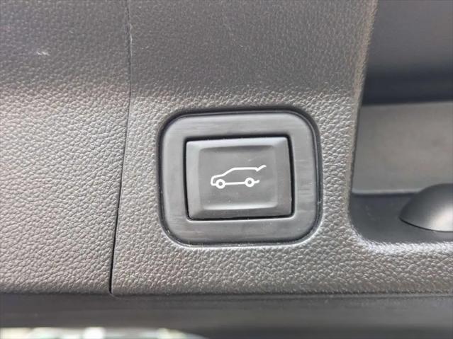 2023 GMC Acadia AWD AT4