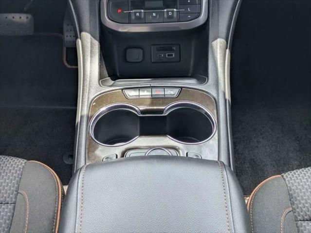 2023 GMC Acadia AWD AT4