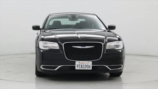 2023 Chrysler 300 Touring