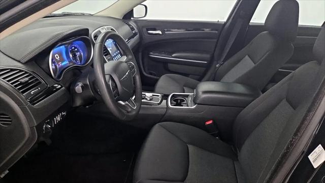 2023 Chrysler 300 Touring