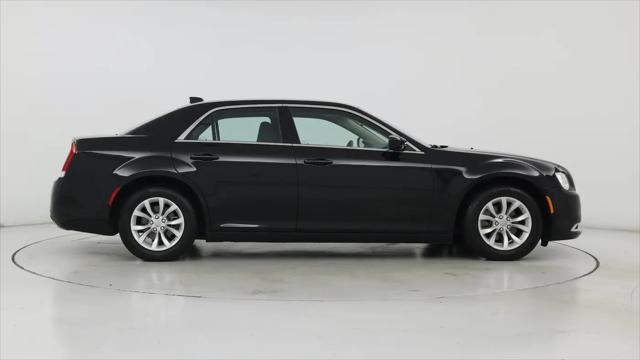 2023 Chrysler 300 Touring