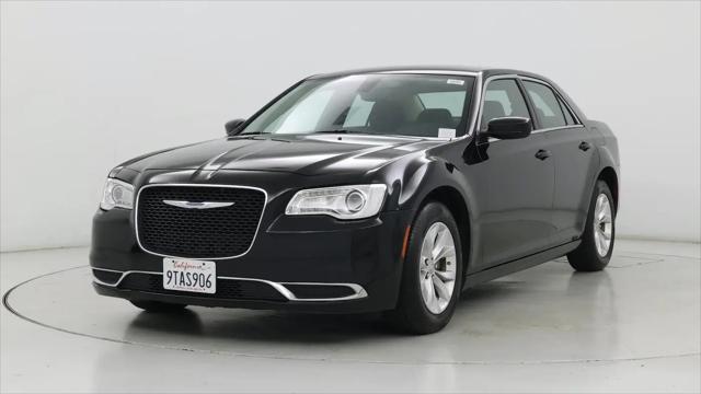 2023 Chrysler 300 Touring