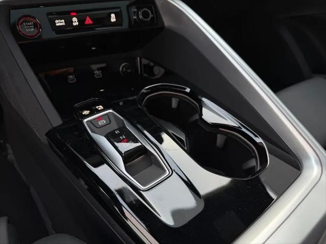2025 Audi SQ5 Prestige TFSI quattro S tronic