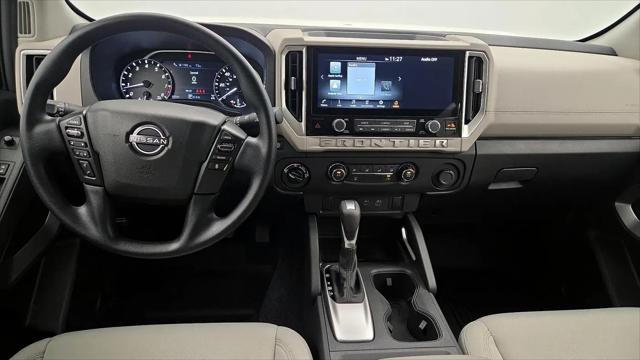 2025 Nissan Frontier Crew Cab SV 4x4