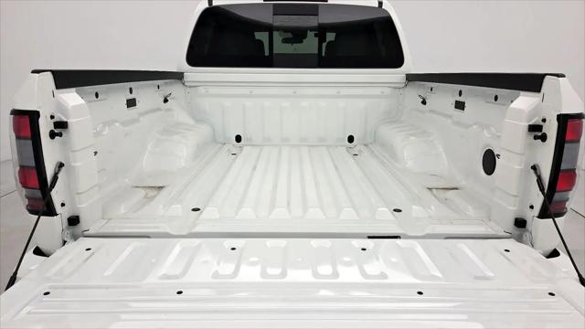 2025 Nissan Frontier Crew Cab SV 4x4