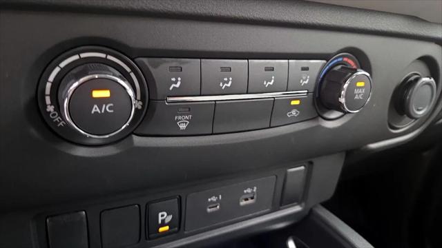 2025 Nissan Frontier Crew Cab SV 4x4