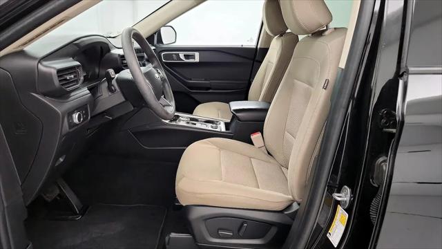 2023 Ford Explorer Base