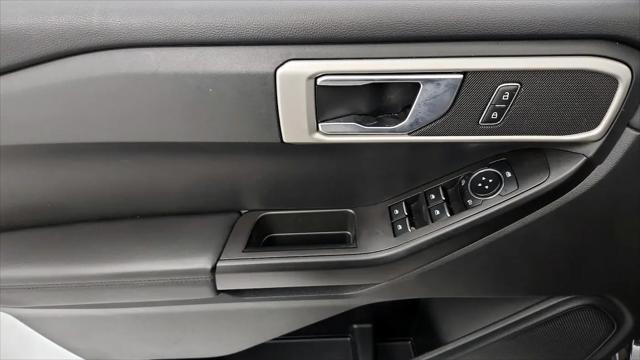2023 Ford Explorer Base
