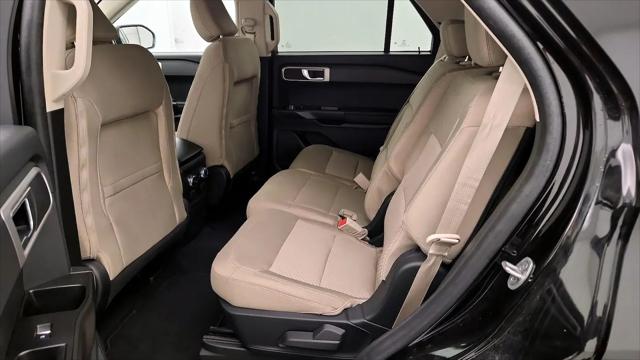 2023 Ford Explorer Base