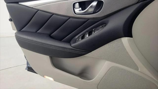2015 INFINITI Q50 Premium