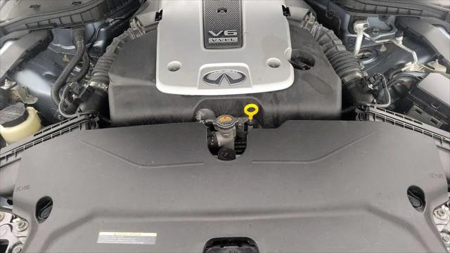 2015 INFINITI Q50 Premium