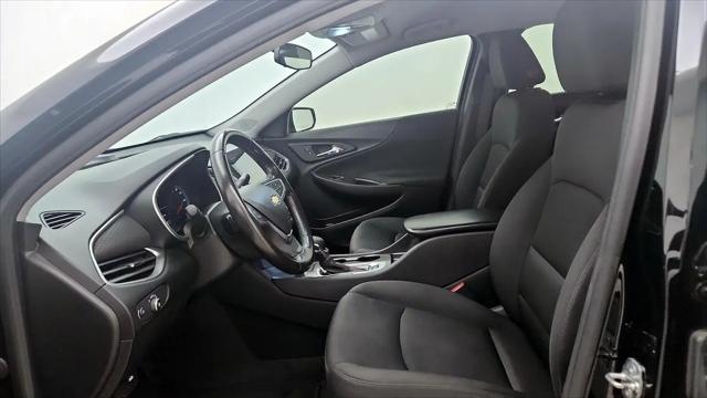 2022 Chevrolet Malibu FWD RS