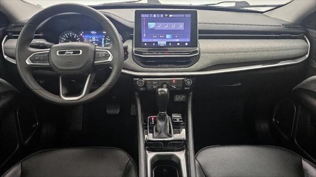 2022 Jeep Compass Latitude FWD