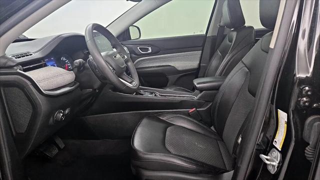2022 Jeep Compass Latitude FWD