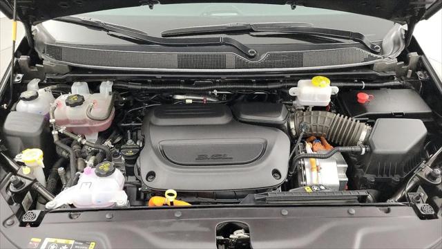 2025 Chrysler Pacifica Hybrid Pinnacle