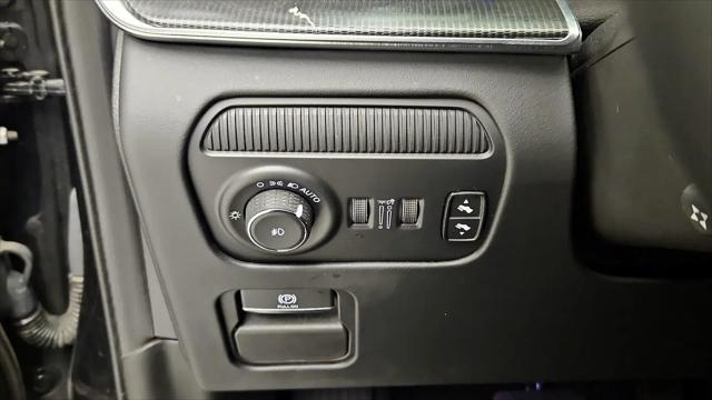 2023 Jeep Grand Wagoneer Obsidian 4x4