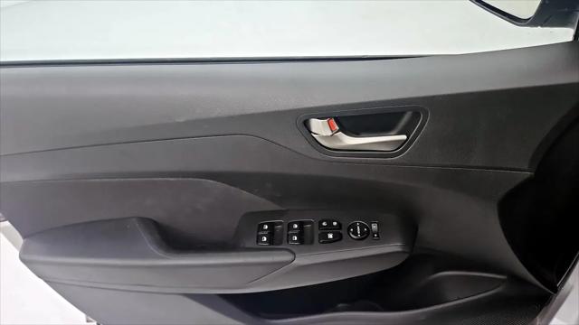 2022 Hyundai Accent SE