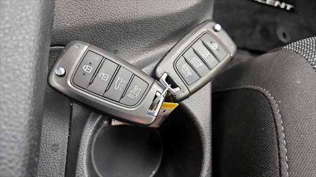 2022 Hyundai Accent SE