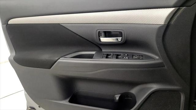 2015 Mitsubishi Outlander ES