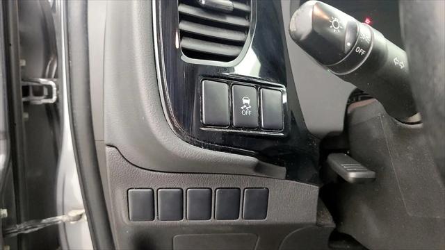 2015 Mitsubishi Outlander ES
