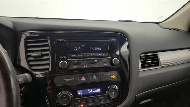 2015 Mitsubishi Outlander ES