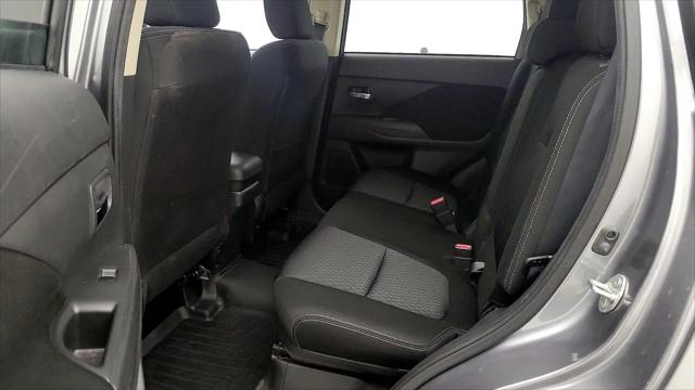 2015 Mitsubishi Outlander ES