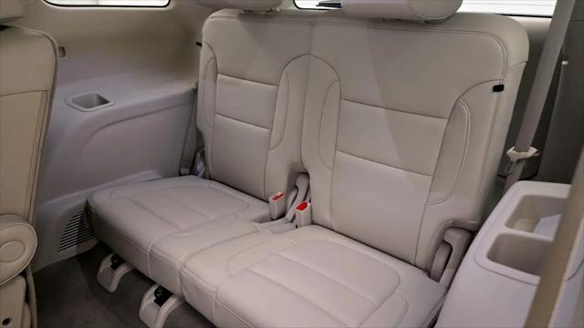 2022 GMC Acadia FWD Denali