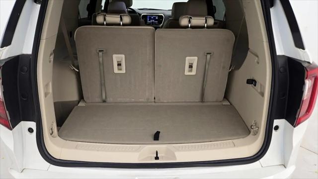 2022 GMC Acadia FWD Denali