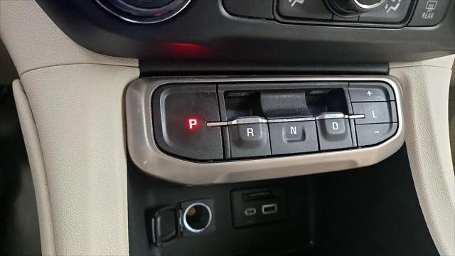2022 GMC Acadia FWD Denali