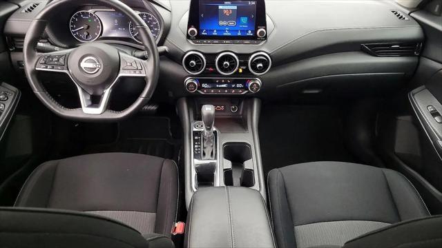 2024 Nissan Sentra SV Xtronic CVT