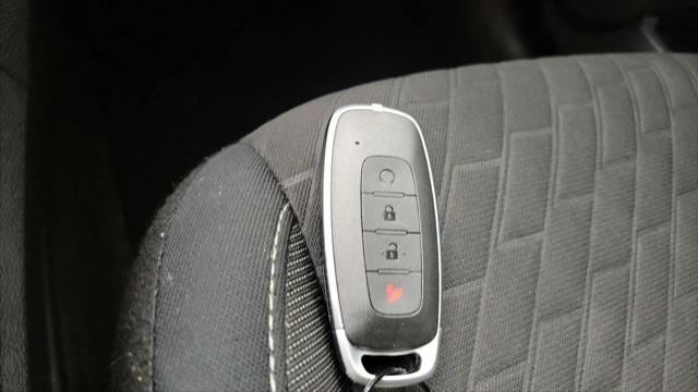 2023 Nissan Kicks SV Xtronic CVT