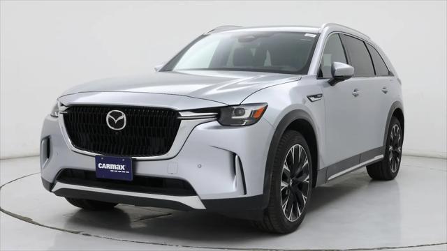 2024 Mazda X-90 Premium Plus