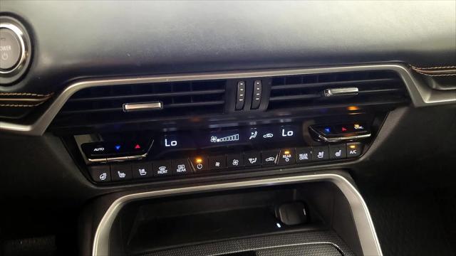 2024 Mazda X-90 Premium Plus