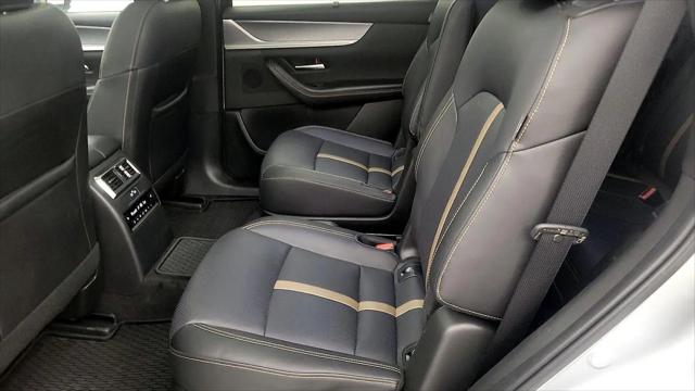 2024 Mazda X-90 Premium Plus