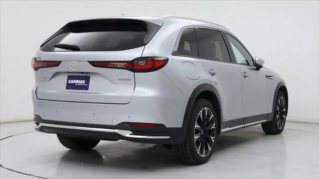 2024 Mazda X-90 Premium Plus