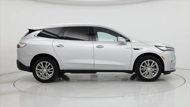 2022 Buick Enclave FWD Essence