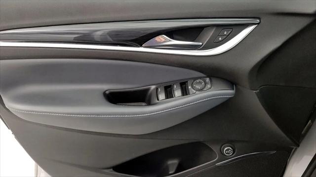 2022 Buick Enclave FWD Essence
