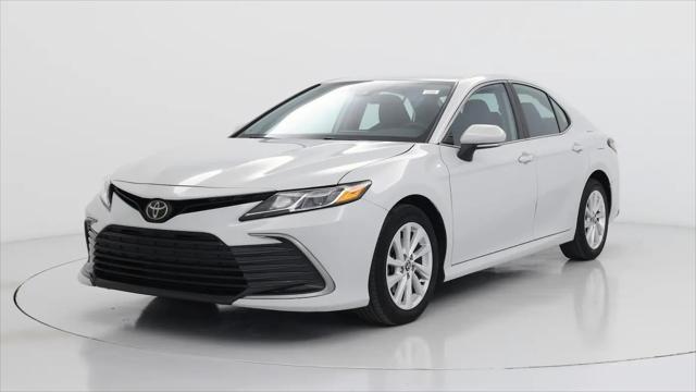 2022 Toyota Camry LE AWD