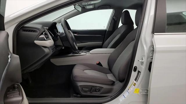 2022 Toyota Camry LE AWD