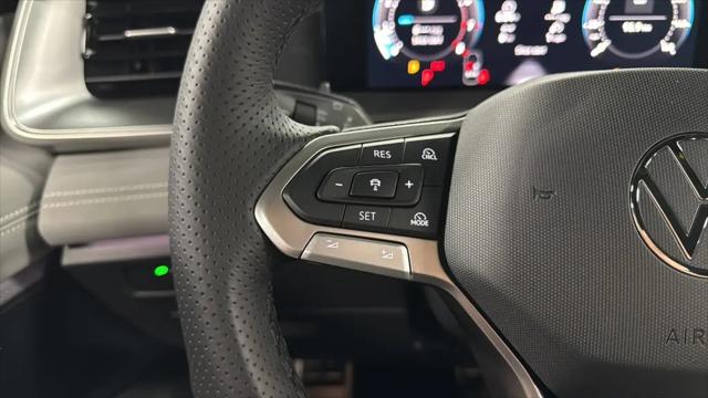 2026 Volkswagen Tiguan SE R-Line Black
