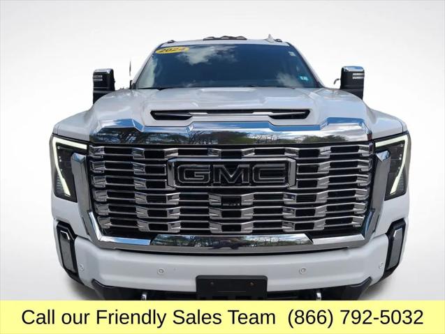 2024 GMC Sierra 2500HD 4WD Crew Cab Standard Bed Denali