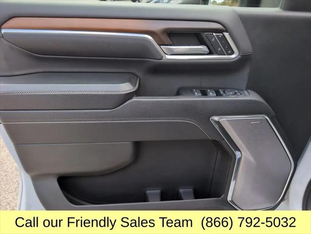 2024 GMC Sierra 2500HD 4WD Crew Cab Standard Bed Denali