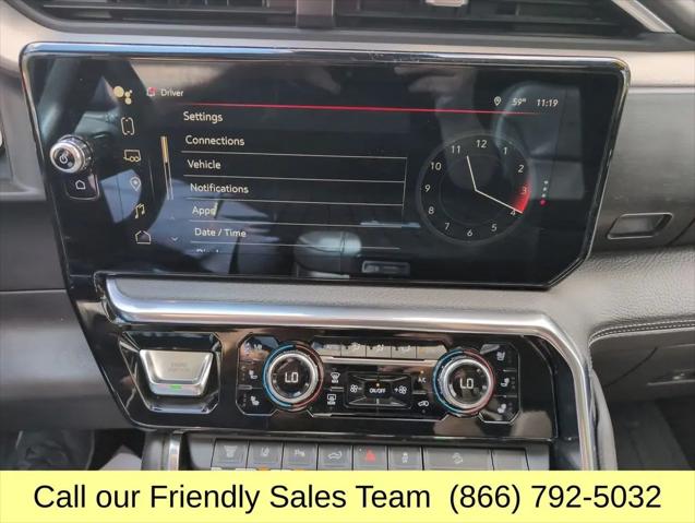 2024 GMC Sierra 2500HD 4WD Crew Cab Standard Bed Denali