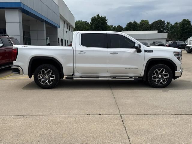 2024 GMC Sierra 1500 4WD Crew Cab Short Box SLT