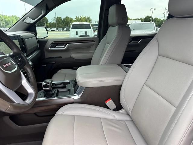 2024 GMC Sierra 1500 4WD Crew Cab Short Box SLT